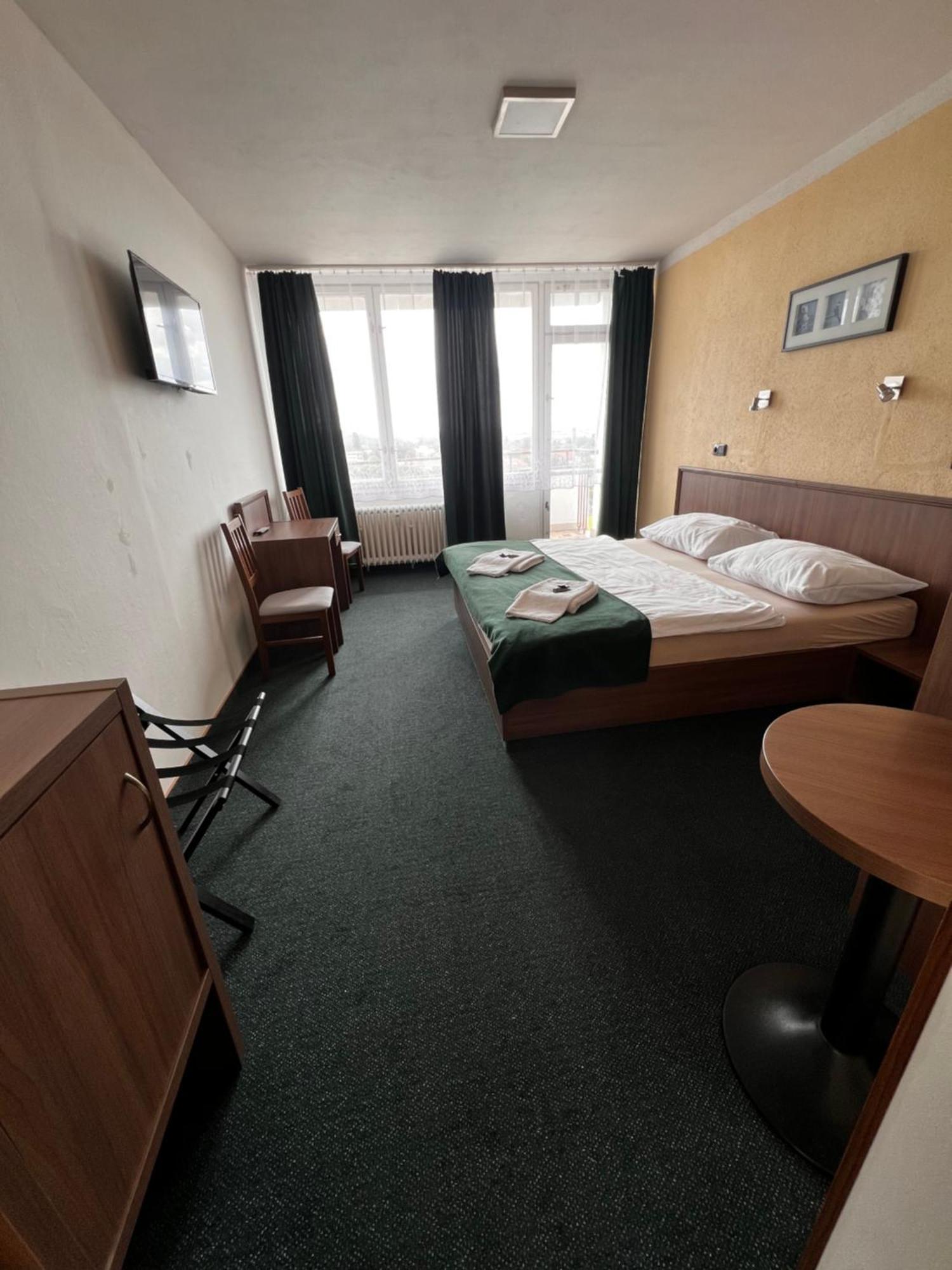 Hotel Labe Litoměřice Екстериор снимка